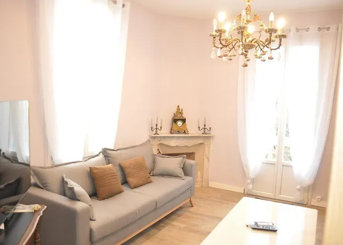 Maison Calme Avec Jardin, Proche Des Transports